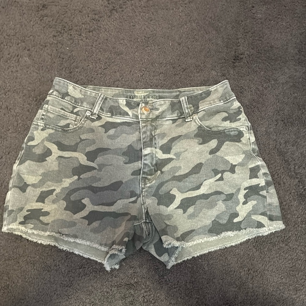 Maurices Camo Jean Shorts - size 10
